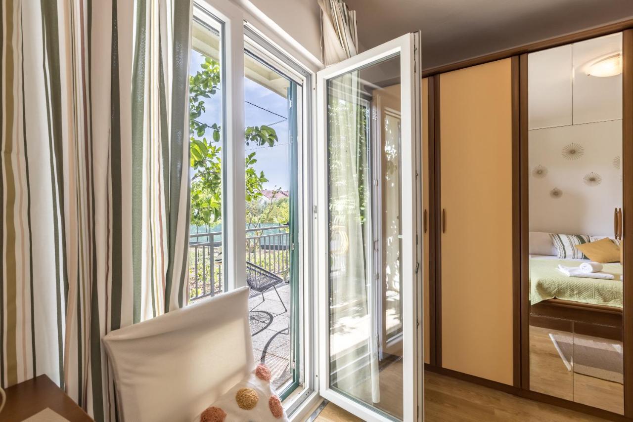 Citrus Accommodation Kaštela Exteriér fotografie